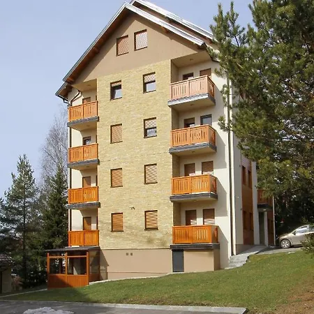 Prime West Apartment