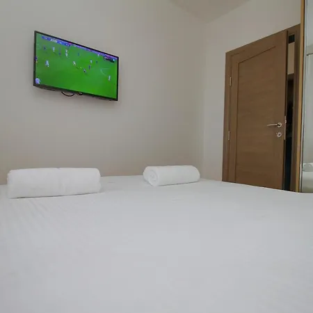 Prime West Apartment