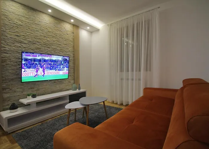 Prime West Διαμέρισμα *